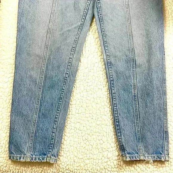 Vintage Lee 90’s Light Wash Super High Waist Bareback Tapered “Mom” Ankle Jeans - Picture 9 of 15